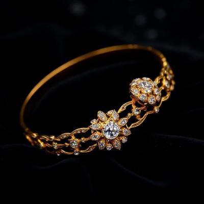 Luxury gold bracelet and ring